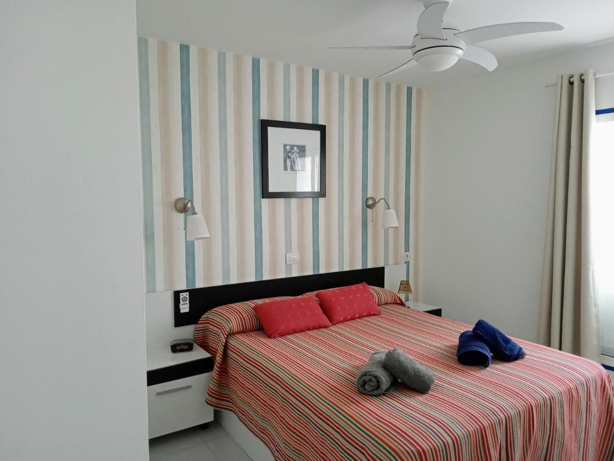 Ferienwohnung Aguazul - A Pie De Piscina Y Vistas Al Mar Puerto del Carmen  Exterior foto