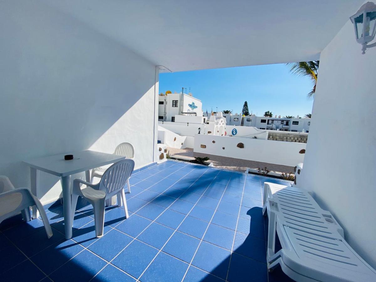 Ferienwohnung Aguazul - A Pie De Piscina Y Vistas Al Mar Puerto del Carmen  Exterior foto